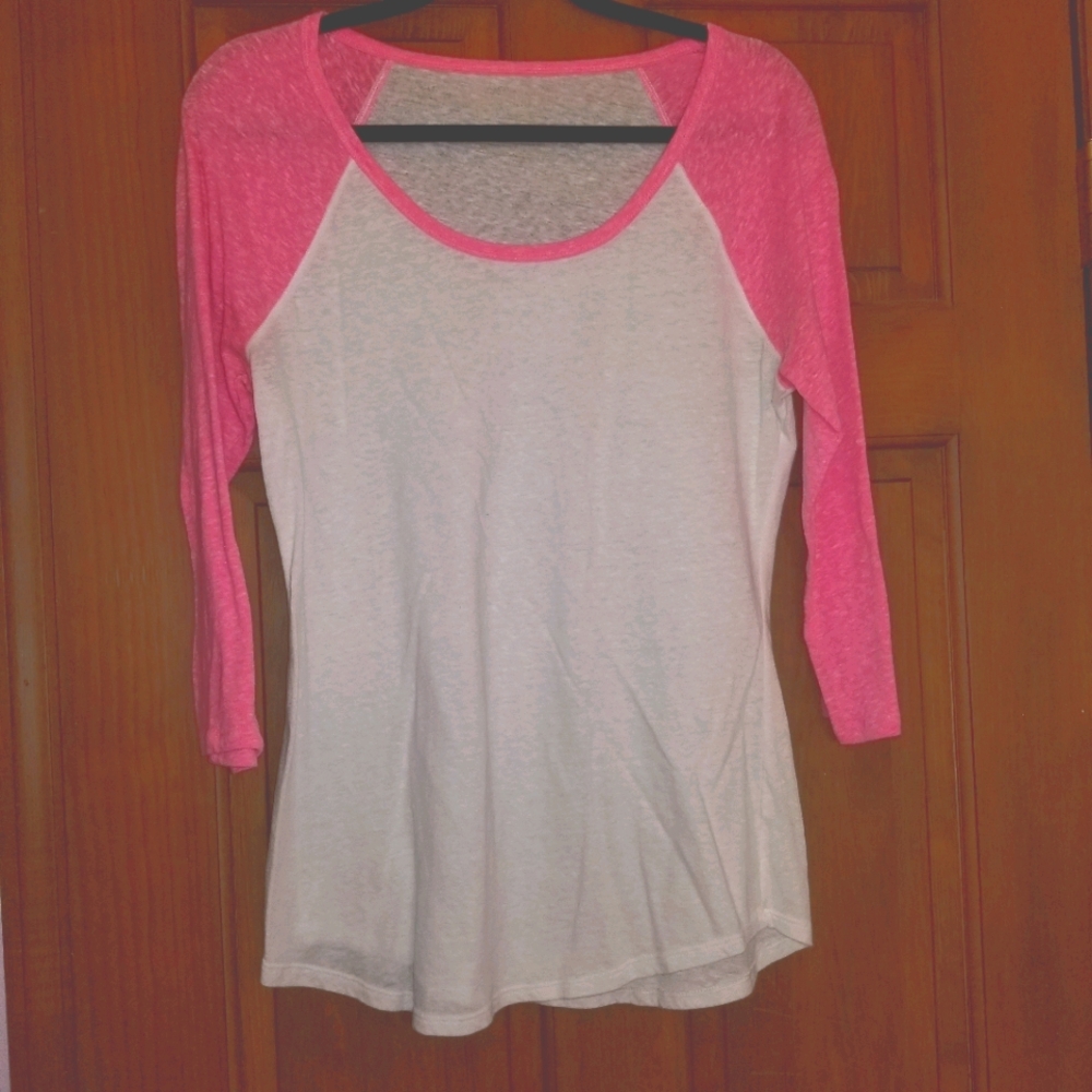 3/4 Sleeve Baseball Style T-Shirt